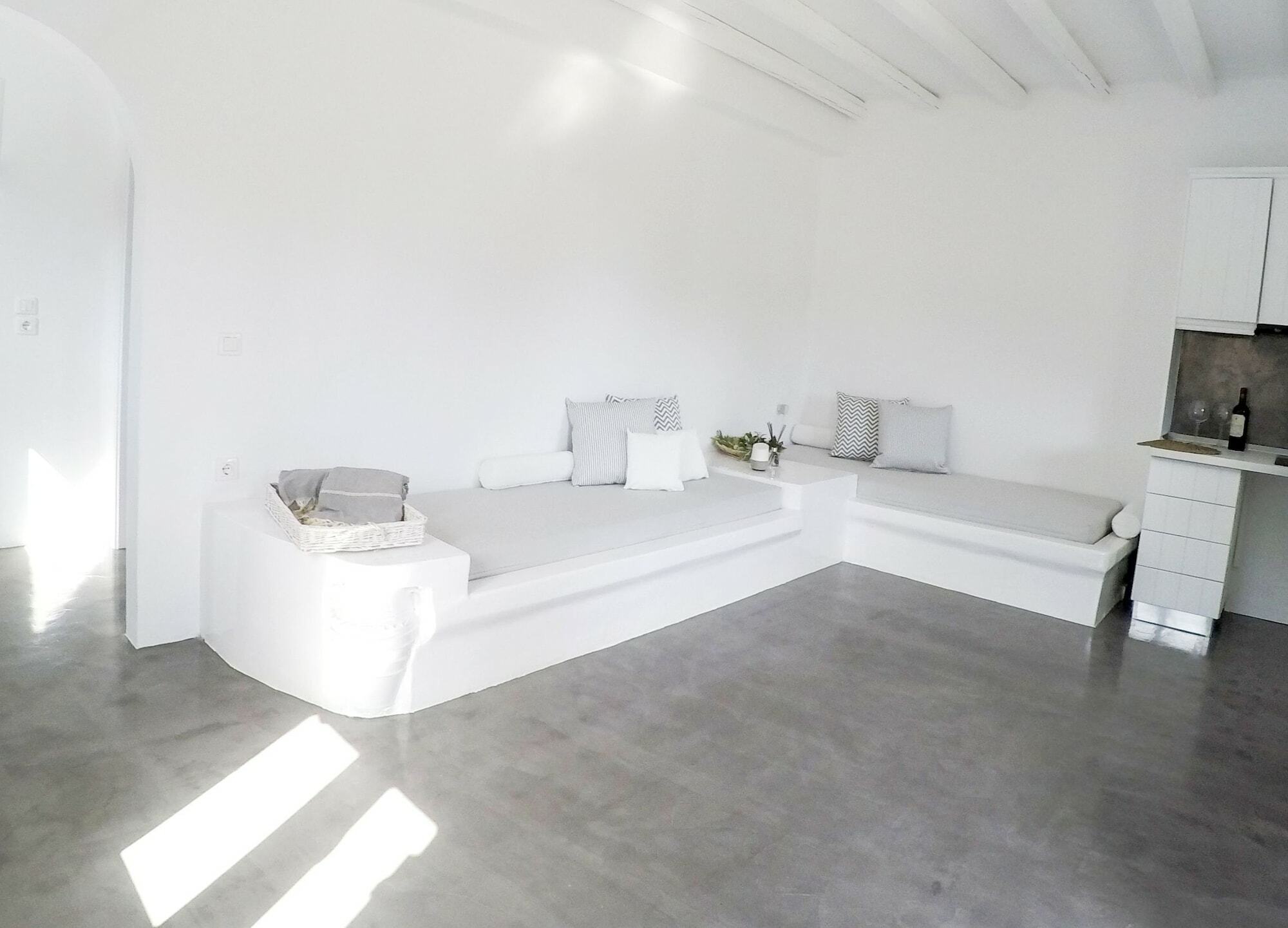 OW Andros Luxury Suites Gavrio Exterior foto